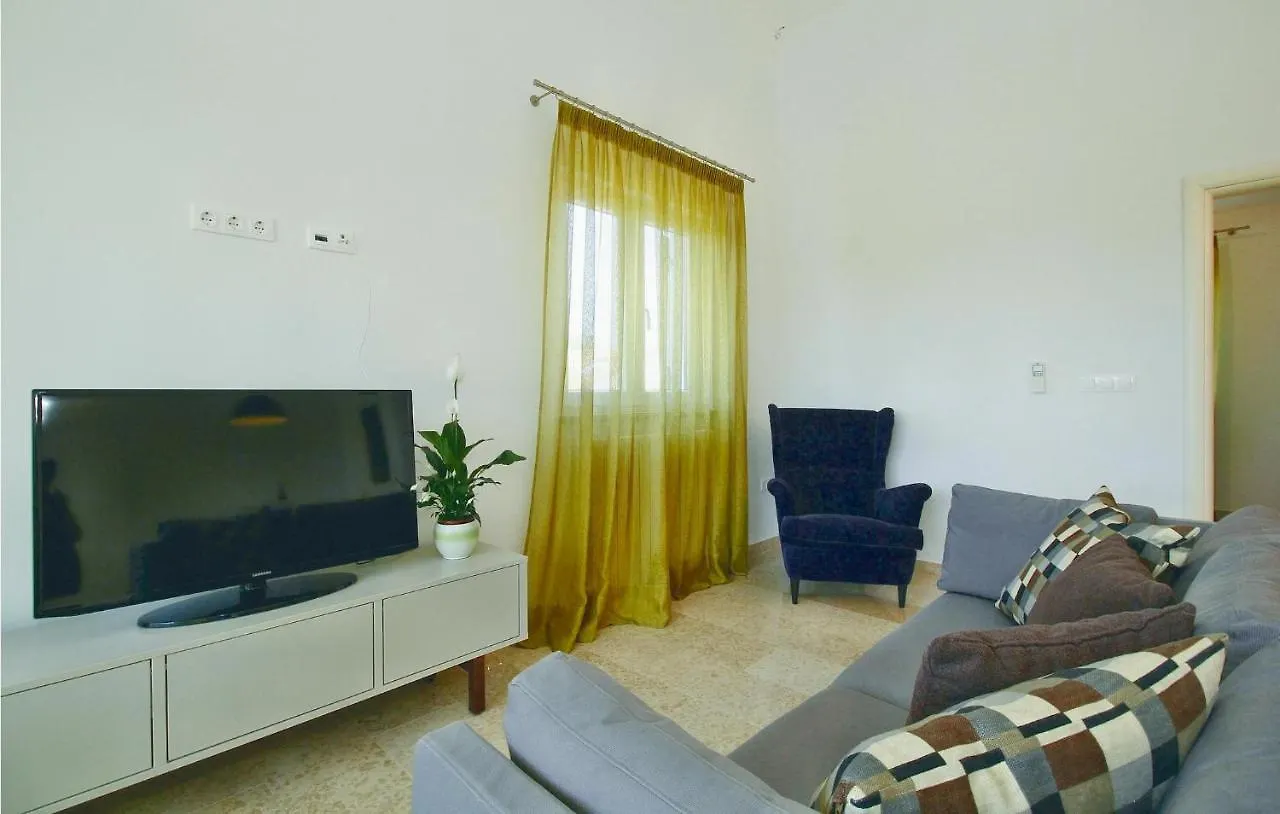Two-Bedroom Apartment In Vranici Porec